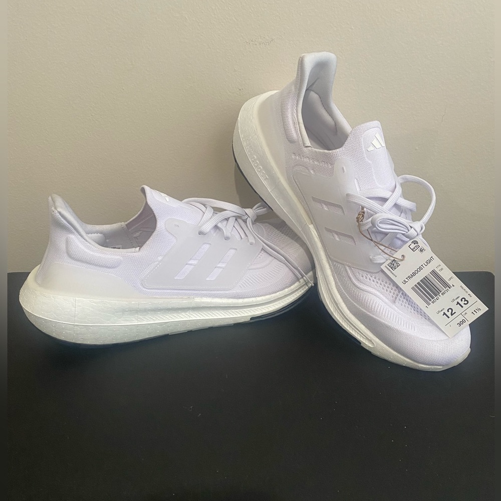 Adidas Ultraboost Light (Sz12)